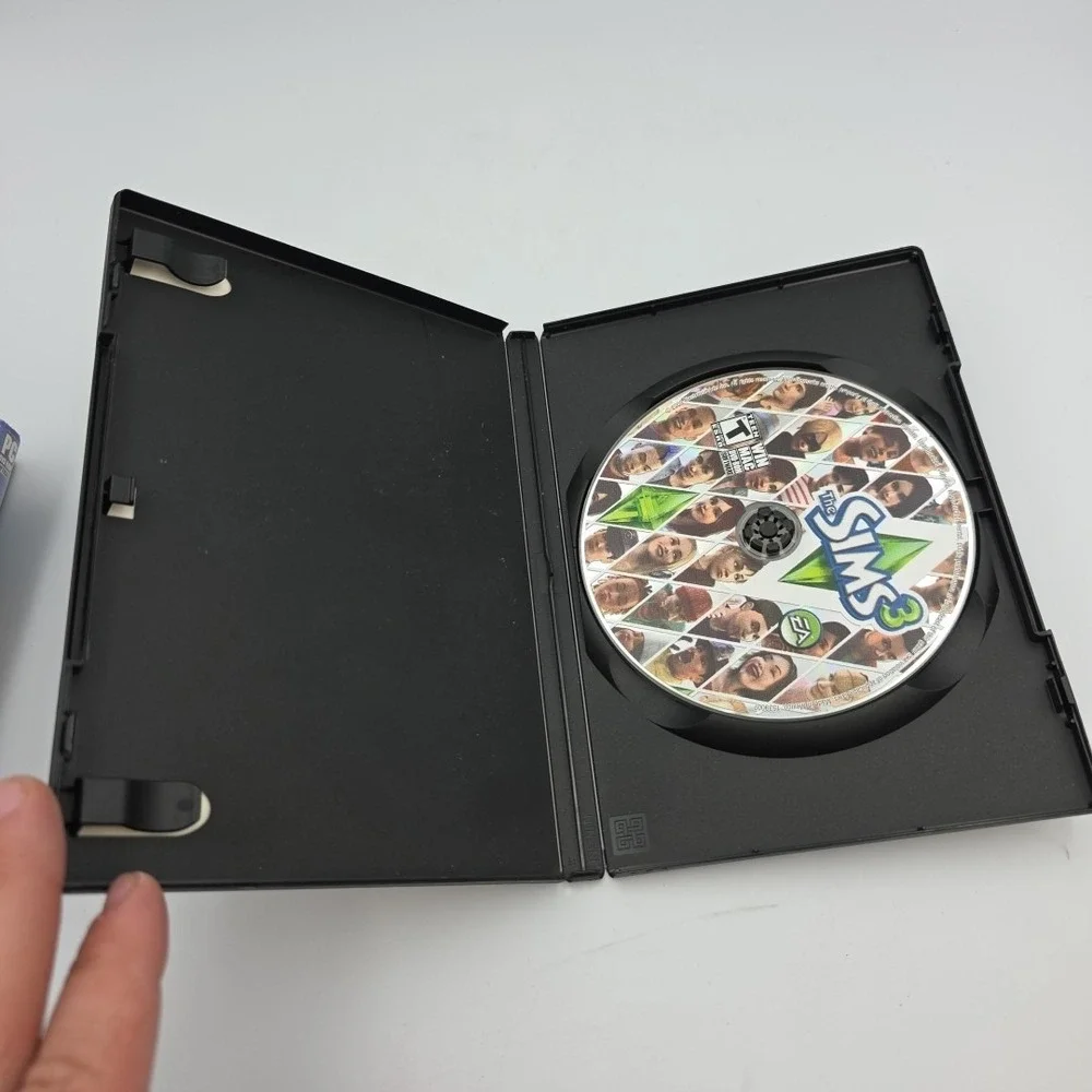 The Sims 2 Double Deluxe,Pets,& Sims 3 PC Gams Lot Of 3 Complete Windows
